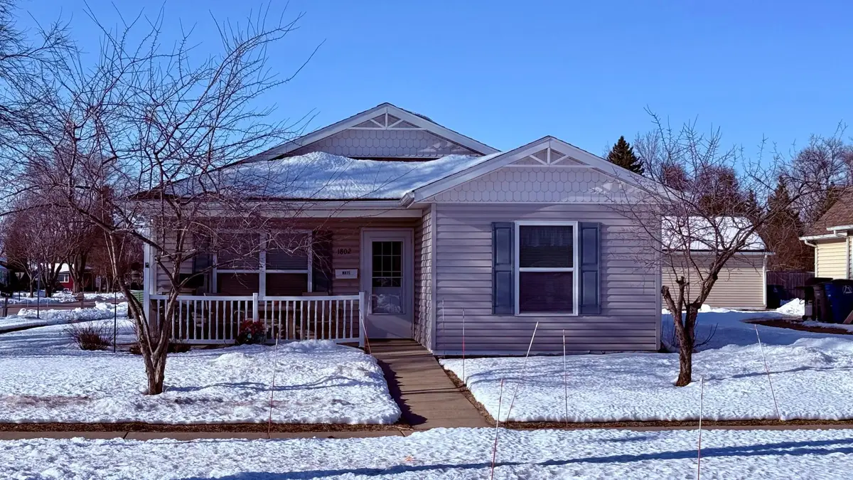 1802 4th Avenue N, Moorhead, MN 56560 - #1