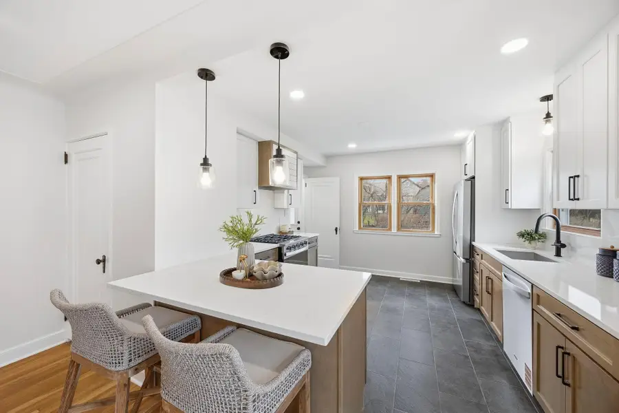 1010 Oak Ridge Road, Hopkins, MN 55305 - #3