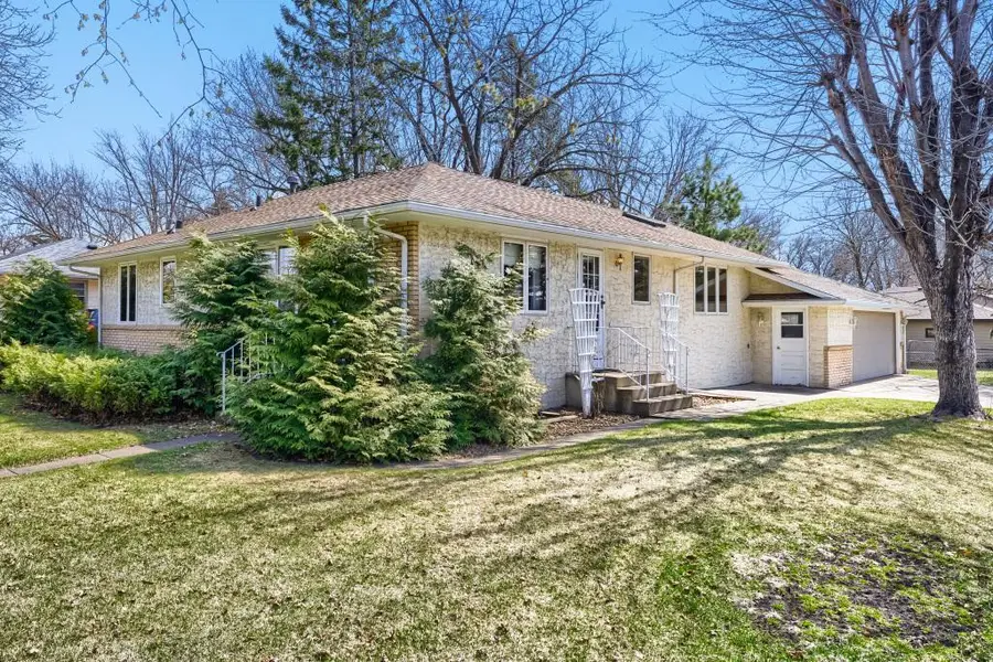 558 113th Lane Nw, Coon Rapids, MN 55448 - #2