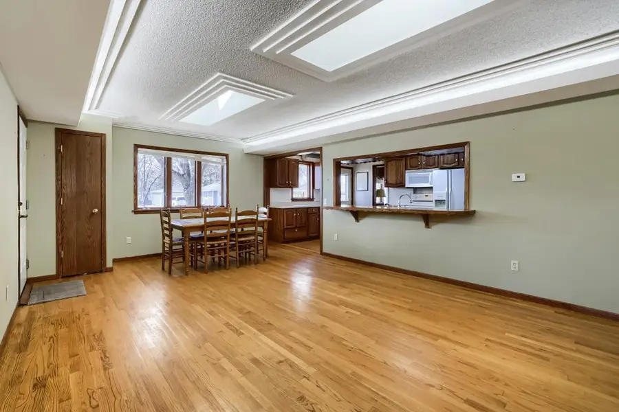 558 113th Lane Nw, Coon Rapids, MN 55448 - #3