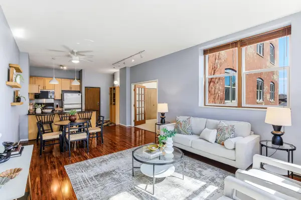 215 7th Street Ne #202, Minneapolis, MN 55413