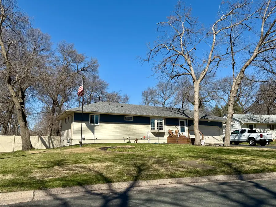 705 118th Avenue Ne, Blaine, MN 55434 - #2