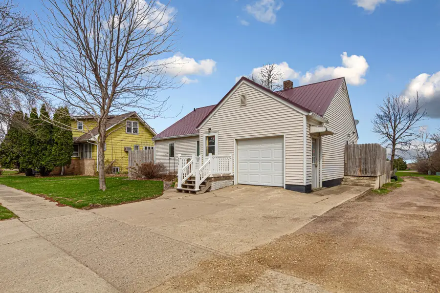 636 8th Street, Westbrook, MN 56183 - #2