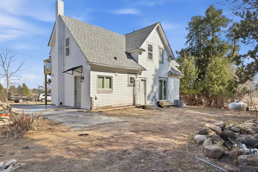 3519 County Road 5 Ne, Isanti, MN 55040 - #3