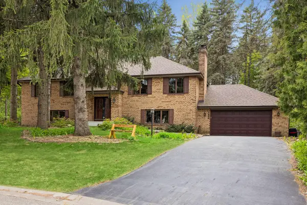7865 Somerset Court, Woodbury, MN 55125