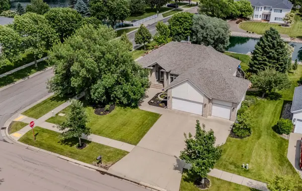 2804 32nd Street S, Fargo, ND 58103