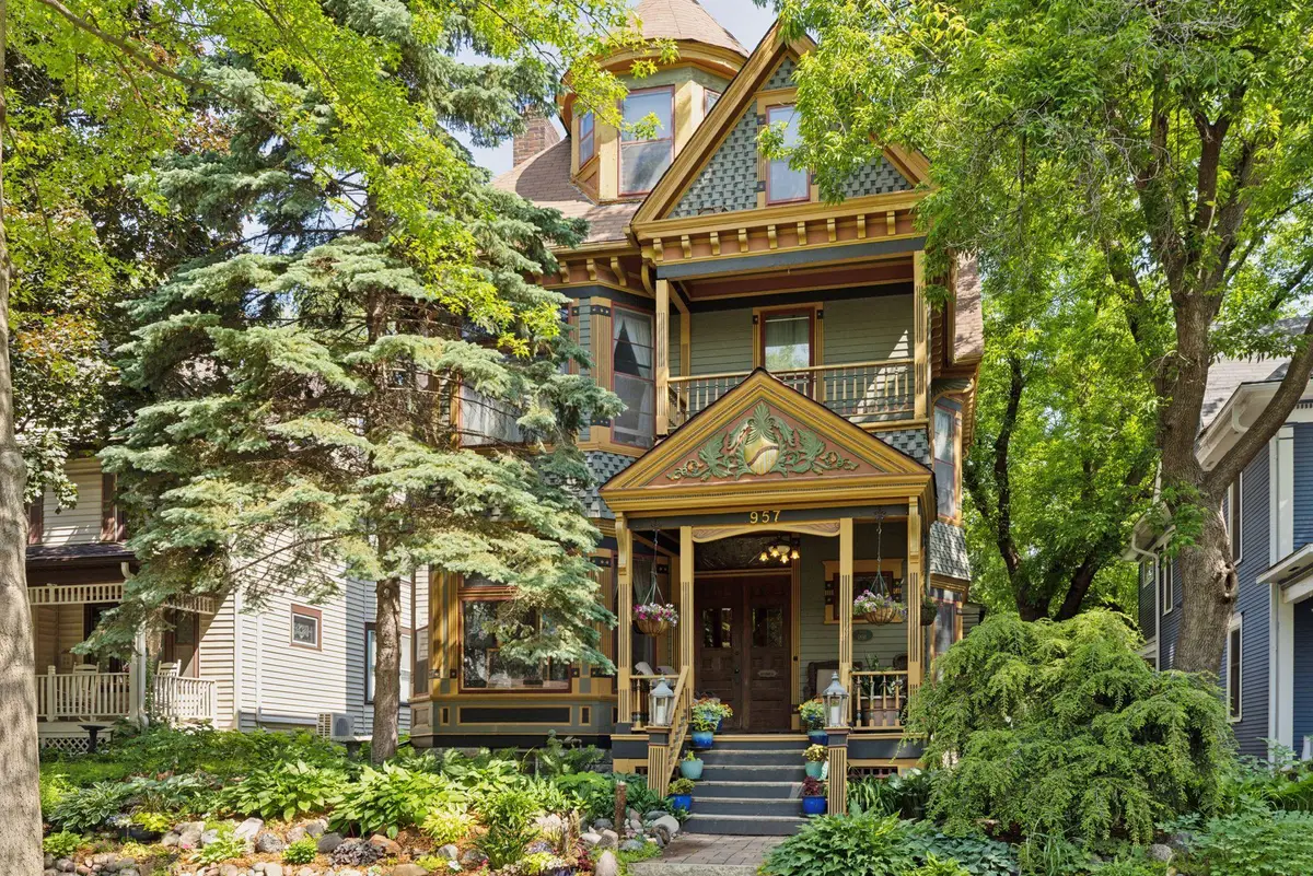 957 Ashland Avenue, Saint Paul, MN 55104 - #1