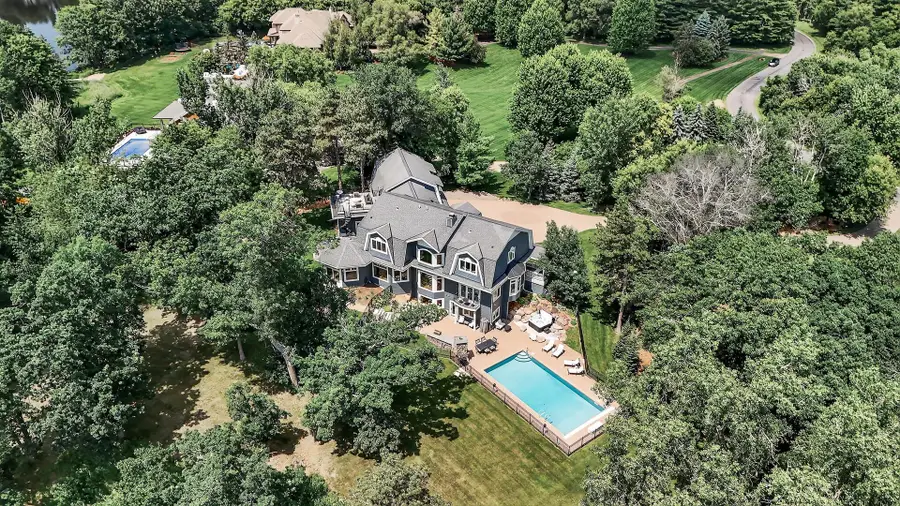 9 Hillary Farm Lane, Gem Lake, MN 55110 - #3