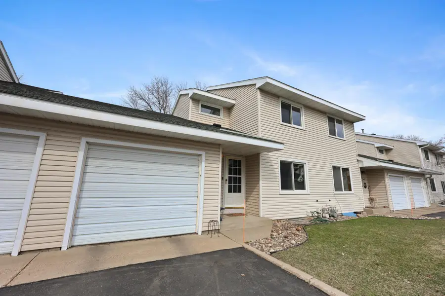2542 Stearns Way, Saint Cloud, MN 56303 - #3