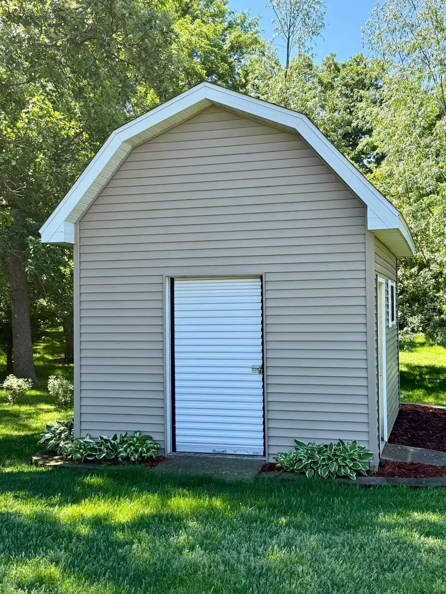 2733 Campus Lane, Albert Lea, MN 56007 - #3