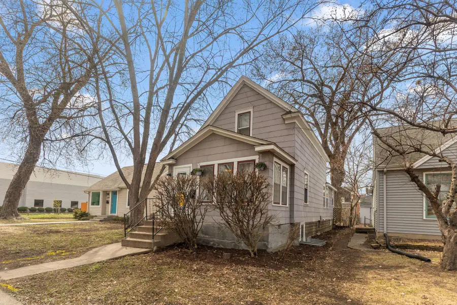 831 19th Avenue Se, Minneapolis, MN 55414 - #2