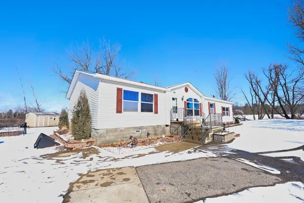 20206 County Road 9 Ne, New London, MN 56273