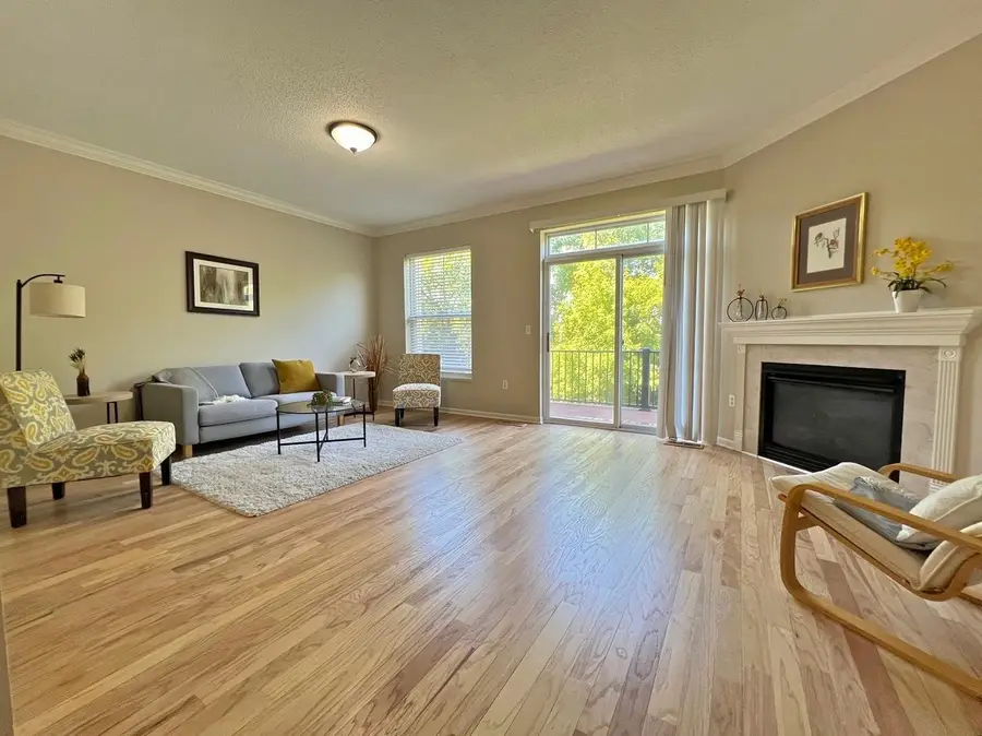 10239 Bleeker Street, Woodbury, MN 55129 - #2
