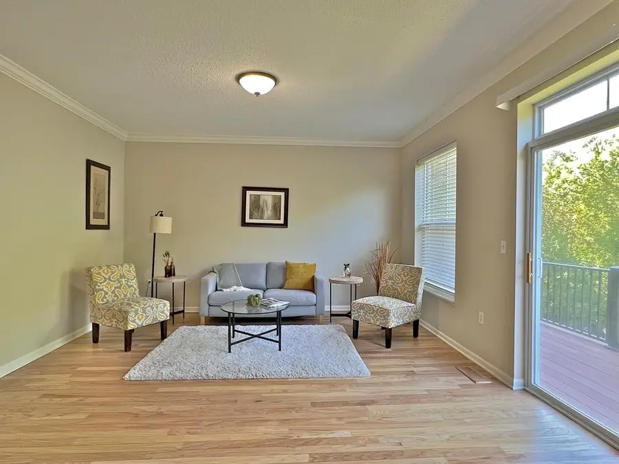 10239 Bleeker Street, Woodbury, MN 55129 - #3