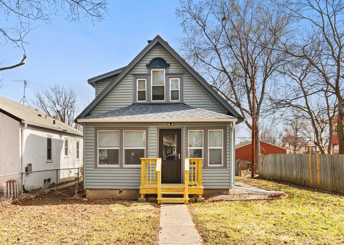 2314 Thomas Avenue N, Minneapolis, MN 55411 - #1