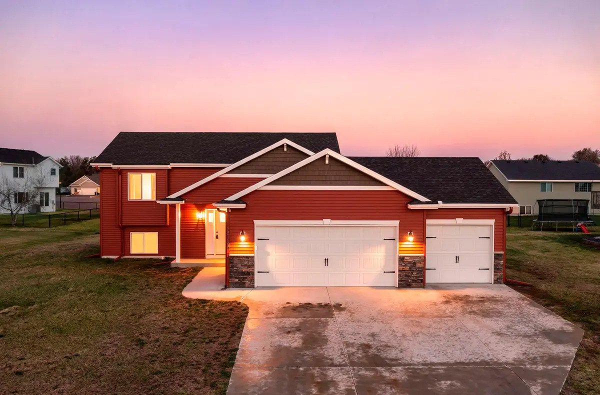 12126 40th Avenue Se, Becker, MN 55308 - #1