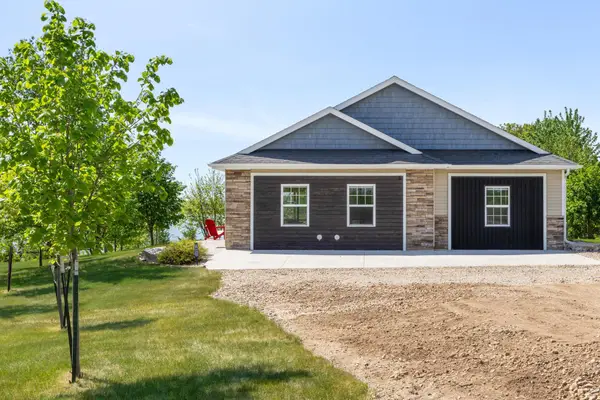 16524 94th Street Se, Hankinson, ND 58041