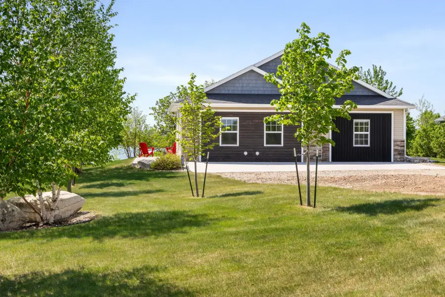 16524 94th Street Se, Hankinson, ND 58041 - #2