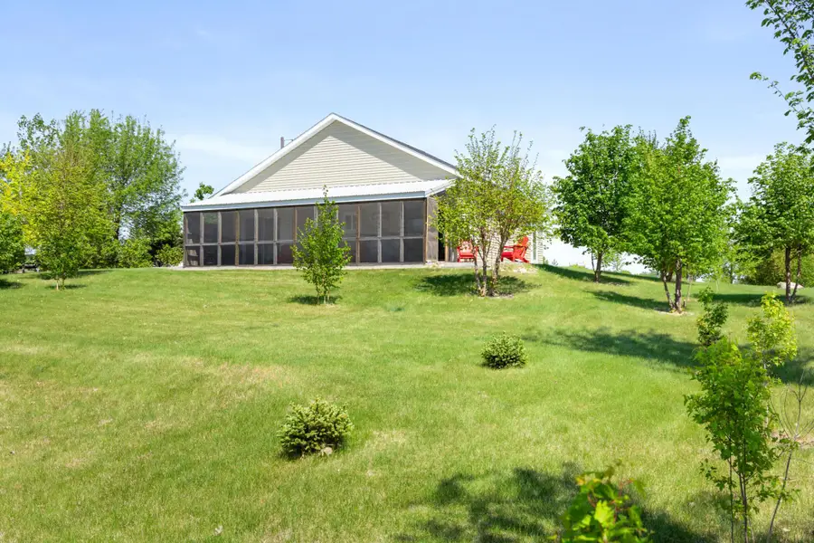 16524 94th Street Se, Hankinson, ND 58041 - #3