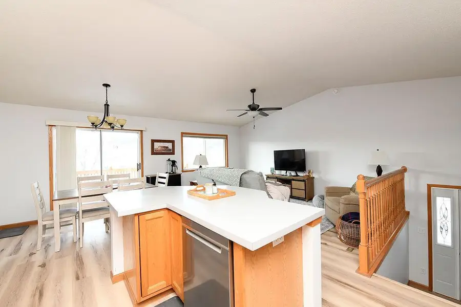 3334 30th Avenue S, Fargo, ND 58103 - #3