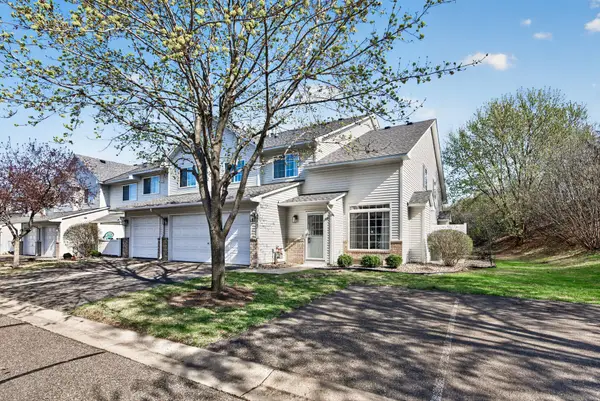 8606 Quarry Ridge Lane #J, Woodbury, MN 55125
