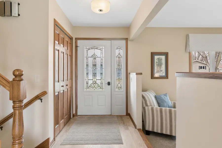 1197 Jackson Street S, Shakopee, MN 55379 - #3