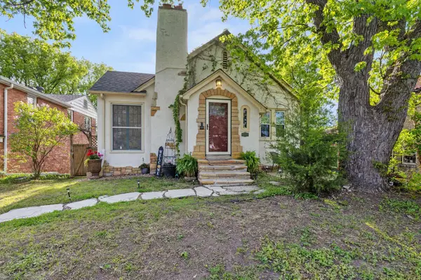 1136 Xerxes Avenue S, Minneapolis, MN 55405