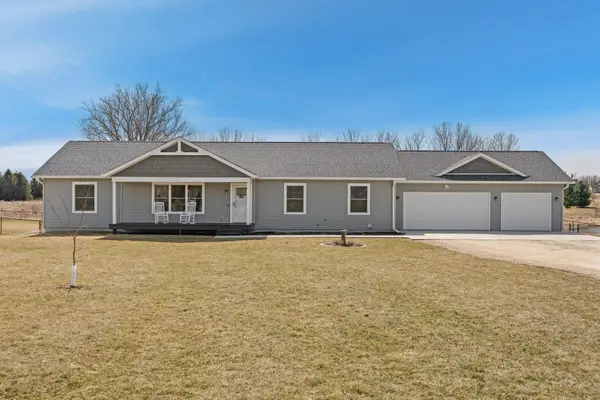 1555 127th Street, New Richmond, WI 54017