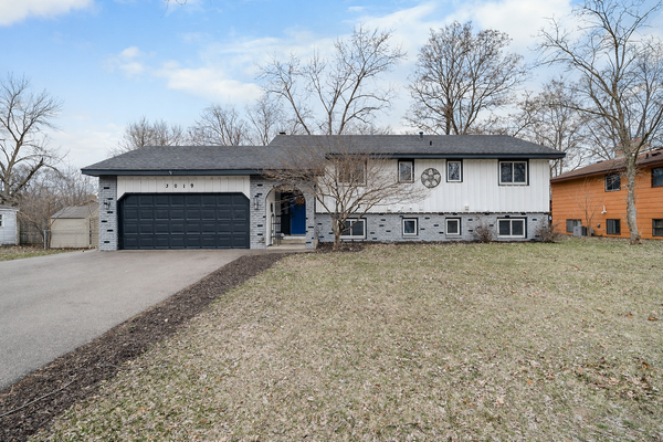 3019 114th Lane Nw, Coon Rapids, MN 55433