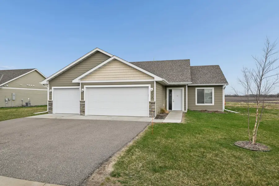 108 Spirit Path Nw, Arlington, MN 55307 - #3