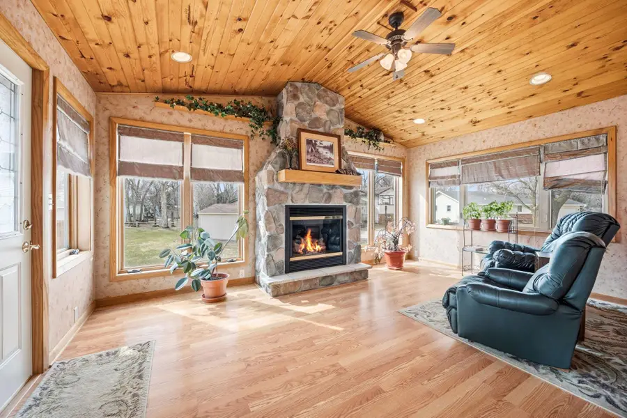 126 Madison Avenue N, Lester Prairie, MN 55354 - #3