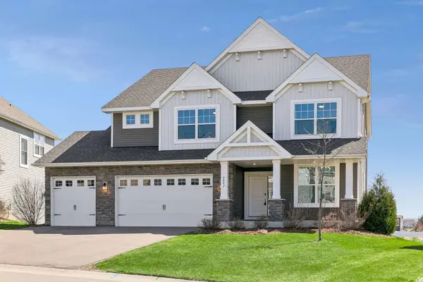 4867 Chestnut Drive, Woodbury, MN 55129