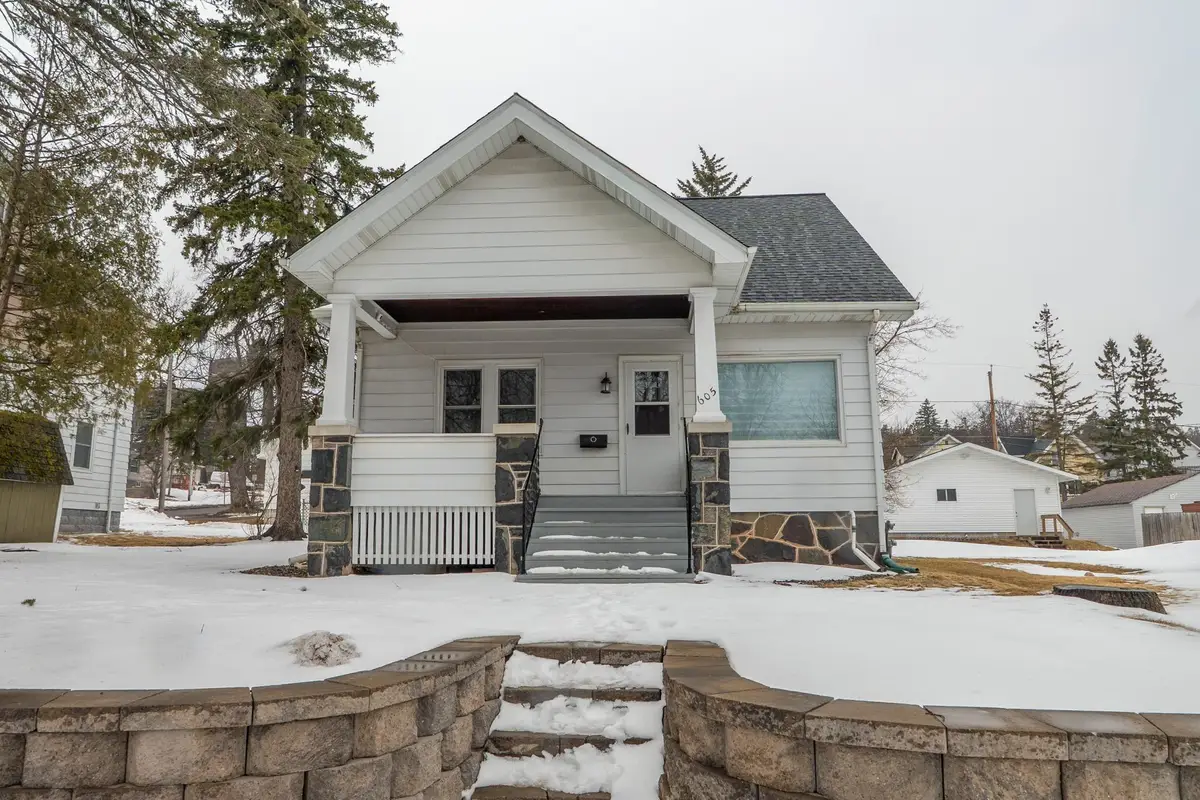 605 E 10th Street, Duluth, MN 55805 - #1