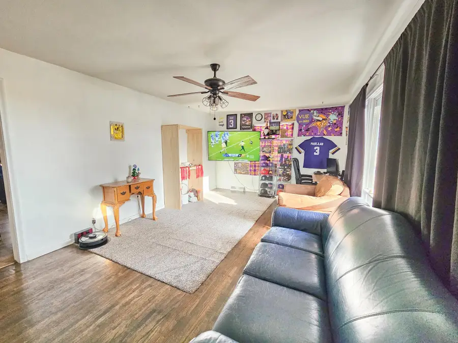 513 E Hollett Street, Tracy, MN 56175 - #2