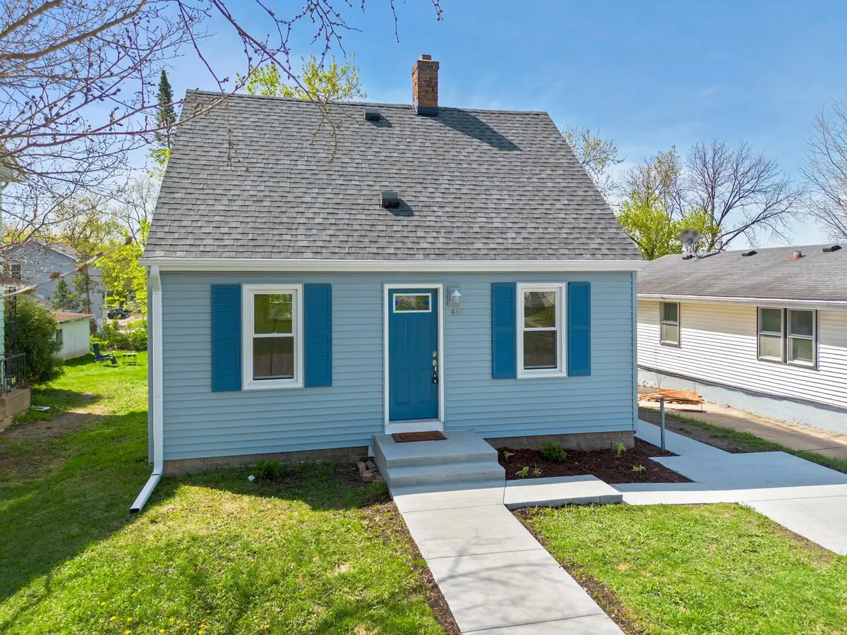 440 Nebraska Avenue E, Saint Paul, MN 55130 - #1
