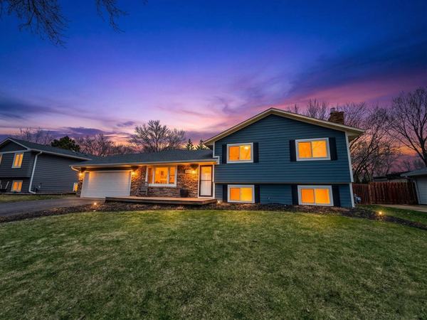 11742 99th Place N, Maple Grove, MN 55369