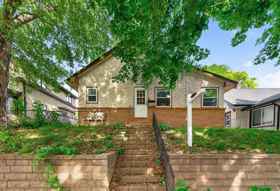 3805 Jackson Street Ne, Columbia Heights, MN 55421 - #2