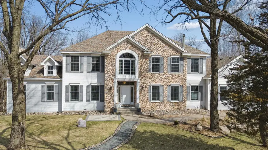 8781 Royal Court Nw, Anoka, MN 55303 - #2