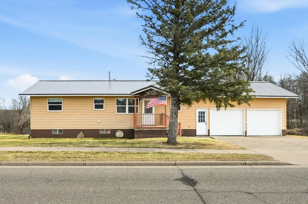901 Wisconsin Avenue, Rice Lake, WI 54868 - #1
