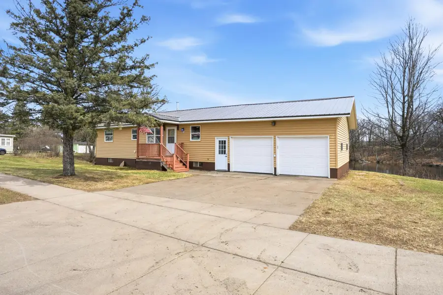 901 Wisconsin Avenue, Rice Lake, WI 54868 - #3