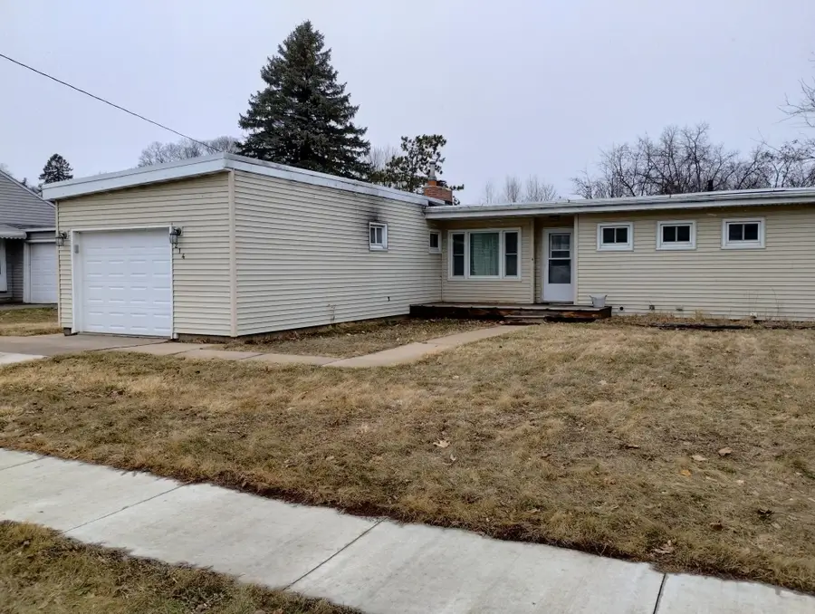 214 4th Street Sw, Pine Island, MN 55963 - #2