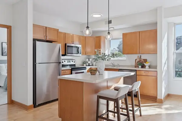1800 Clinton Avenue #208, Minneapolis, MN 55404