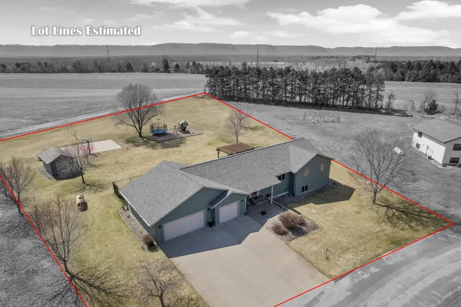 S2838 Fern Circle, Fountain City, WI 54629 - #3