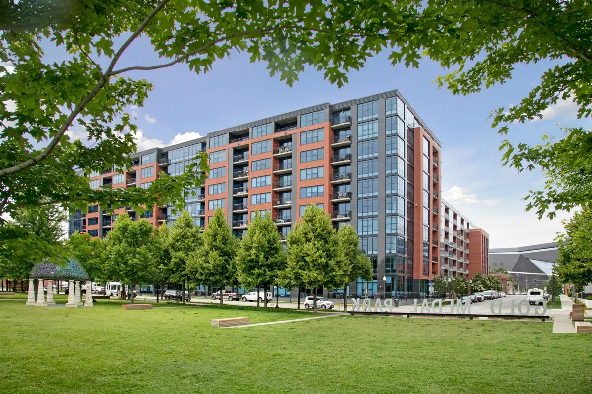 215 10th Avenue S #411, Minneapolis, MN 55415 - #1