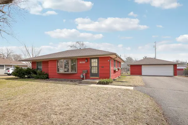 9131 12th Avenue S, Bloomington, MN 55425