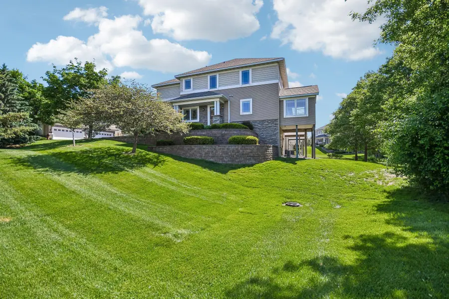 630 Sutherland Drive, Woodbury, MN 55129 - #3