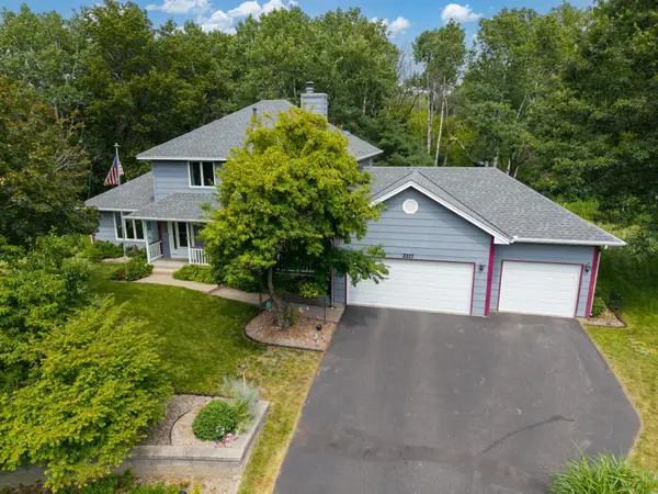 2217 Gentry Avenue N, Oakdale, MN 55128
