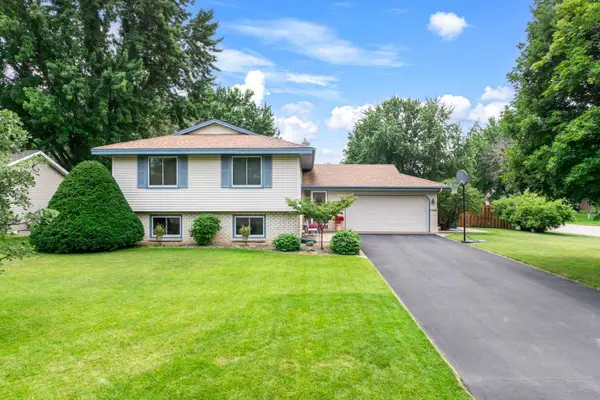 1600 132nd Lane Ne, Blaine, MN 55449