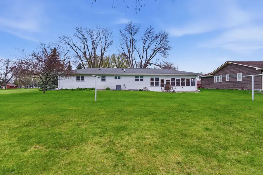 311 E Oak Avenue, Olivia, MN 56277 - #3