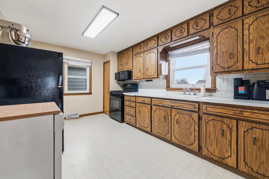 527 4th Street N, Sauk Centre, MN 56378 - #3